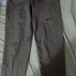 Nike pro leggings
